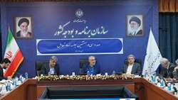 ضوابط اجرایی و آیین‌نامه‌های بودجه ۱۴۰۵ تا پایان امسال تصویب و ابلاغ می‌شود/ نرخ اوراق بدهی تحویلی به پیمانکاران، برای خرید بانک‌ها جذاب می‌شود.