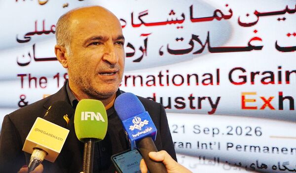۲۷۵ همت از مطالبات گندمکاران پرداخت شده است.